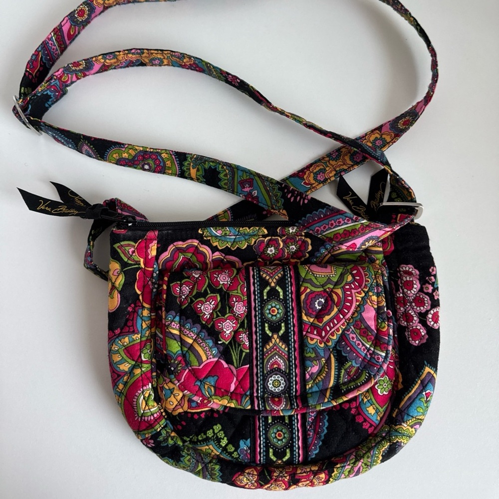 Vera Bradley Symphony In Hue Paisley Crossbody 100% Cotton